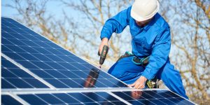 Installation Maintenance Panneaux Solaires Photovoltaïques à Le Tourneur